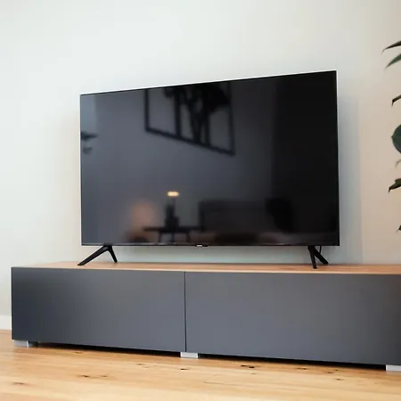 דירה Lamiacasa 2 Balconies Private Parking טובינגן